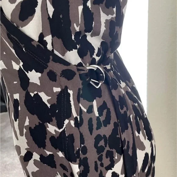 Banana Republic Elegant Black and Cream Patterned Dress (L) - Picture 4 of 11